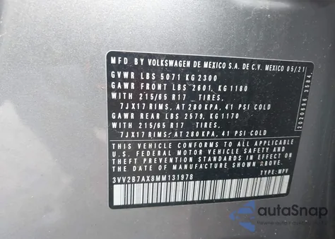 2021 Volkswagen Tiguan 2.0T Se/2.0T Se R-Line Black/2.0T Sel z USA, uszkodzony, nr VIN 3VV2B7AX8MM131978